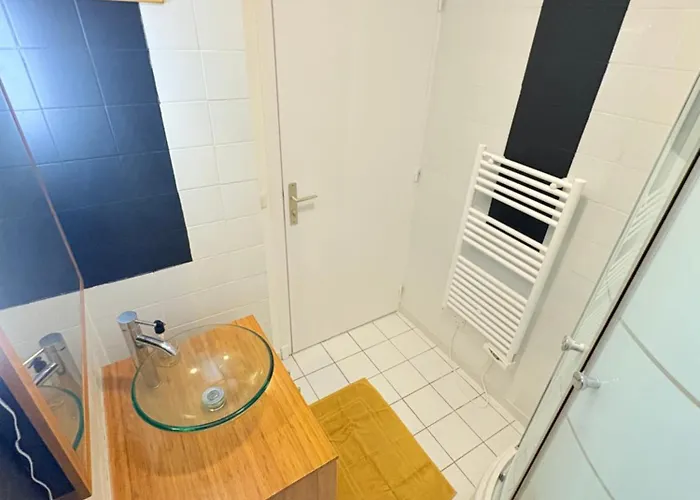 Apartman Centre Jardin Public Et Gare Du Midi *