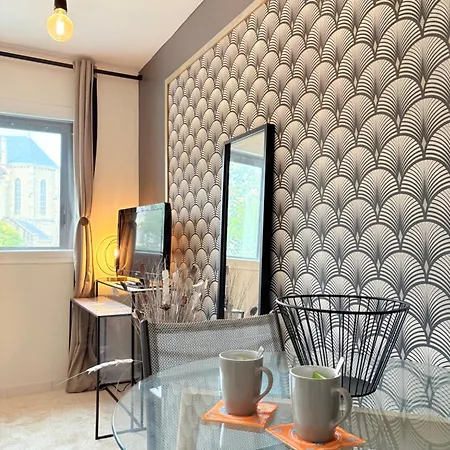 Apartman Centre Jardin Public Et Gare Du Midi *